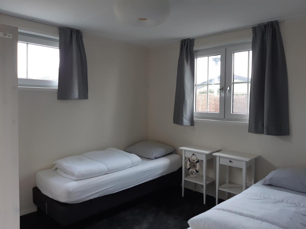 Nieuwe Beachbungalow Aan Ijsselmeer 39 24 Four Seasons เลมเมอร์ ภายนอก รูปภาพ